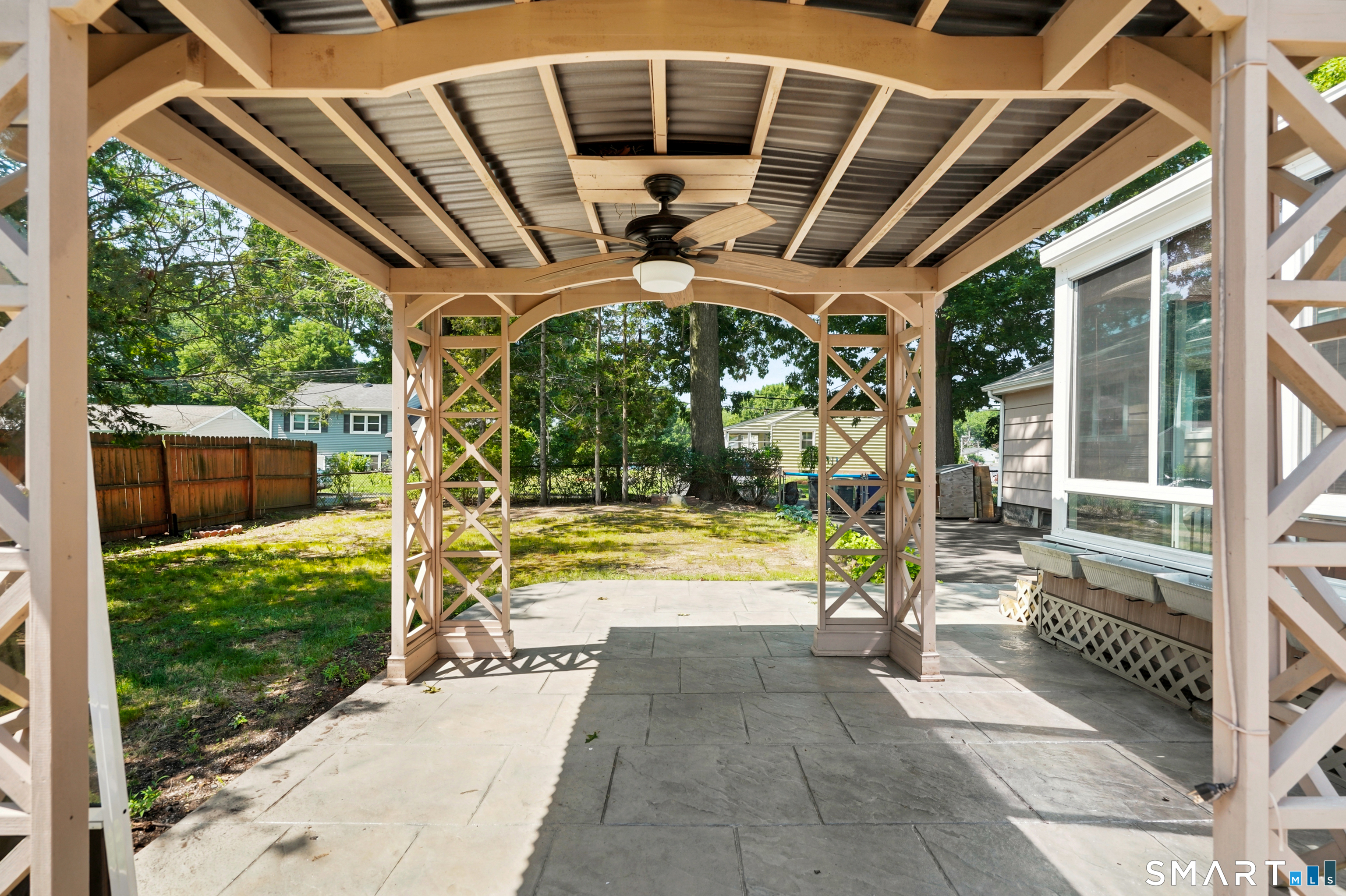 37 Roosevelt Avenue West Haven CT 06516