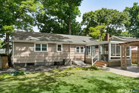 37 Roosevelt Avenue West Haven CT 06516