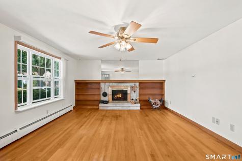 37 Roosevelt Avenue West Haven CT 06516