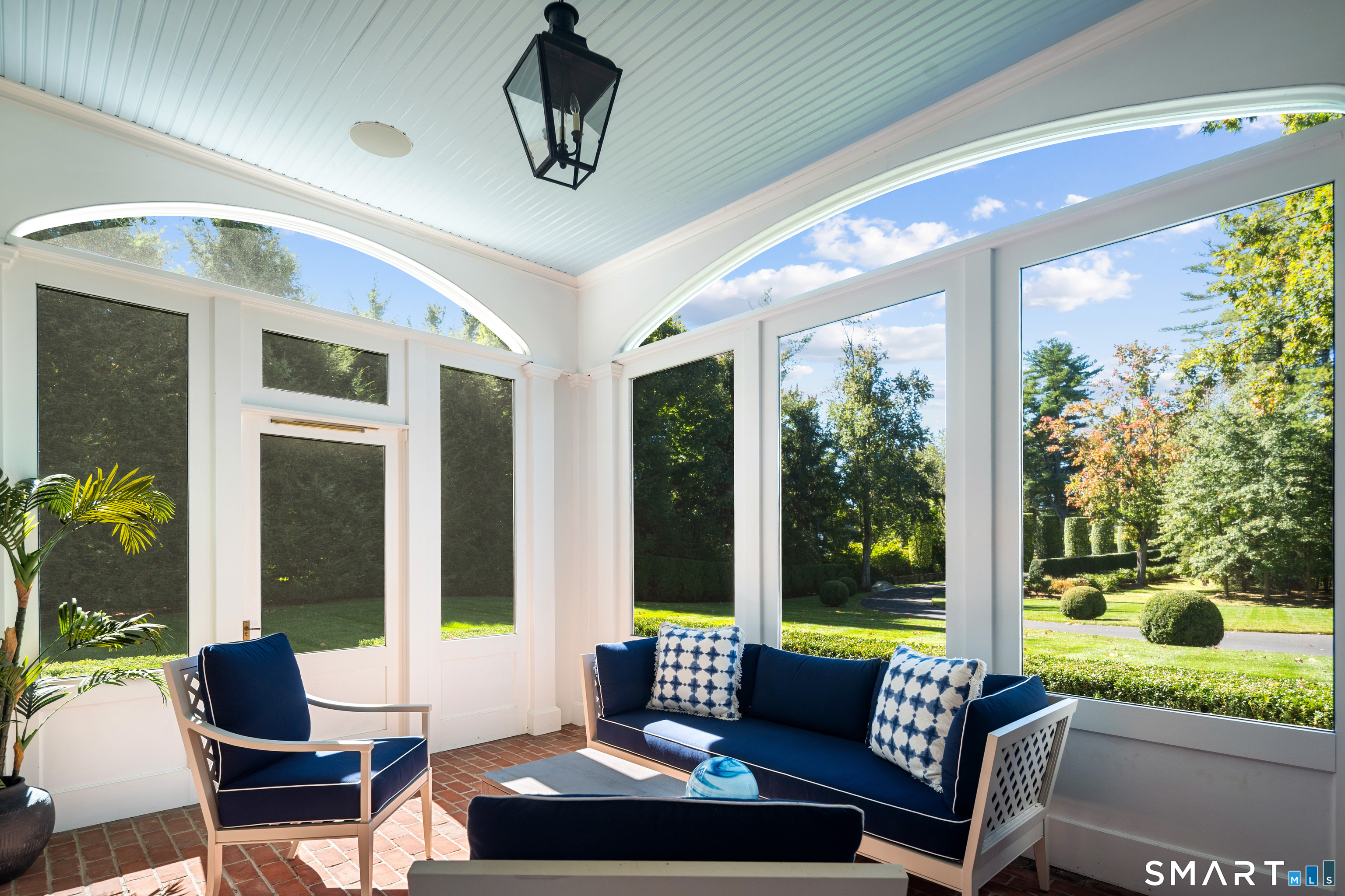 887 Weed Street New Canaan CT 06840