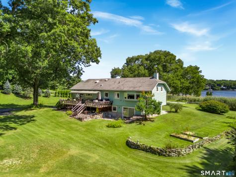 901 River Road Groton CT 06355