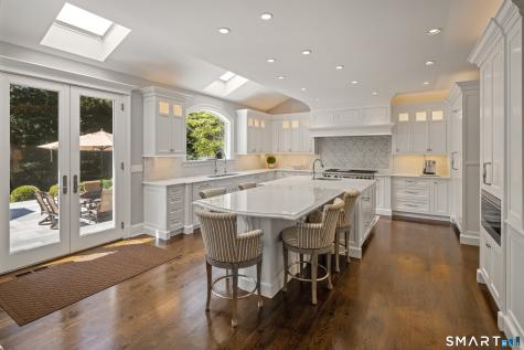 110 Queens Grant Drive Fairfield CT 06824