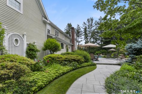 110 Queens Grant Drive Fairfield CT 06824