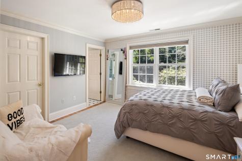 110 Queens Grant Drive Fairfield CT 06824