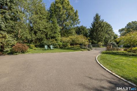 110 Queens Grant Drive Fairfield CT 06824