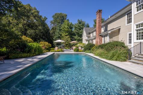 110 Queens Grant Drive Fairfield CT 06824