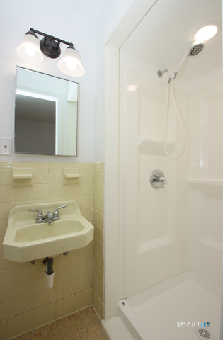 106 Glenwood Road Clinton CT 06413