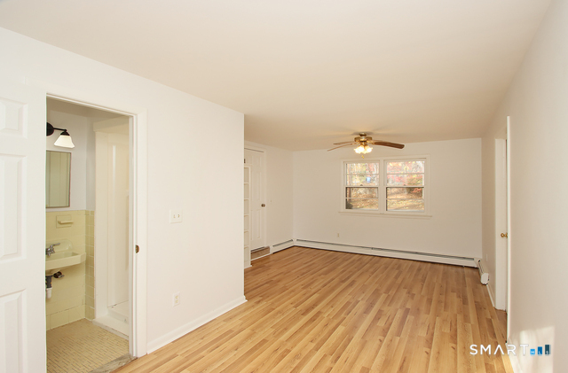 106 Glenwood Road Clinton CT 06413