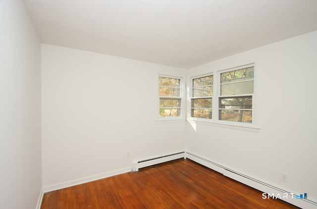 106 Glenwood Road Clinton CT 06413