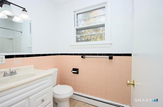 106 Glenwood Road Clinton CT 06413