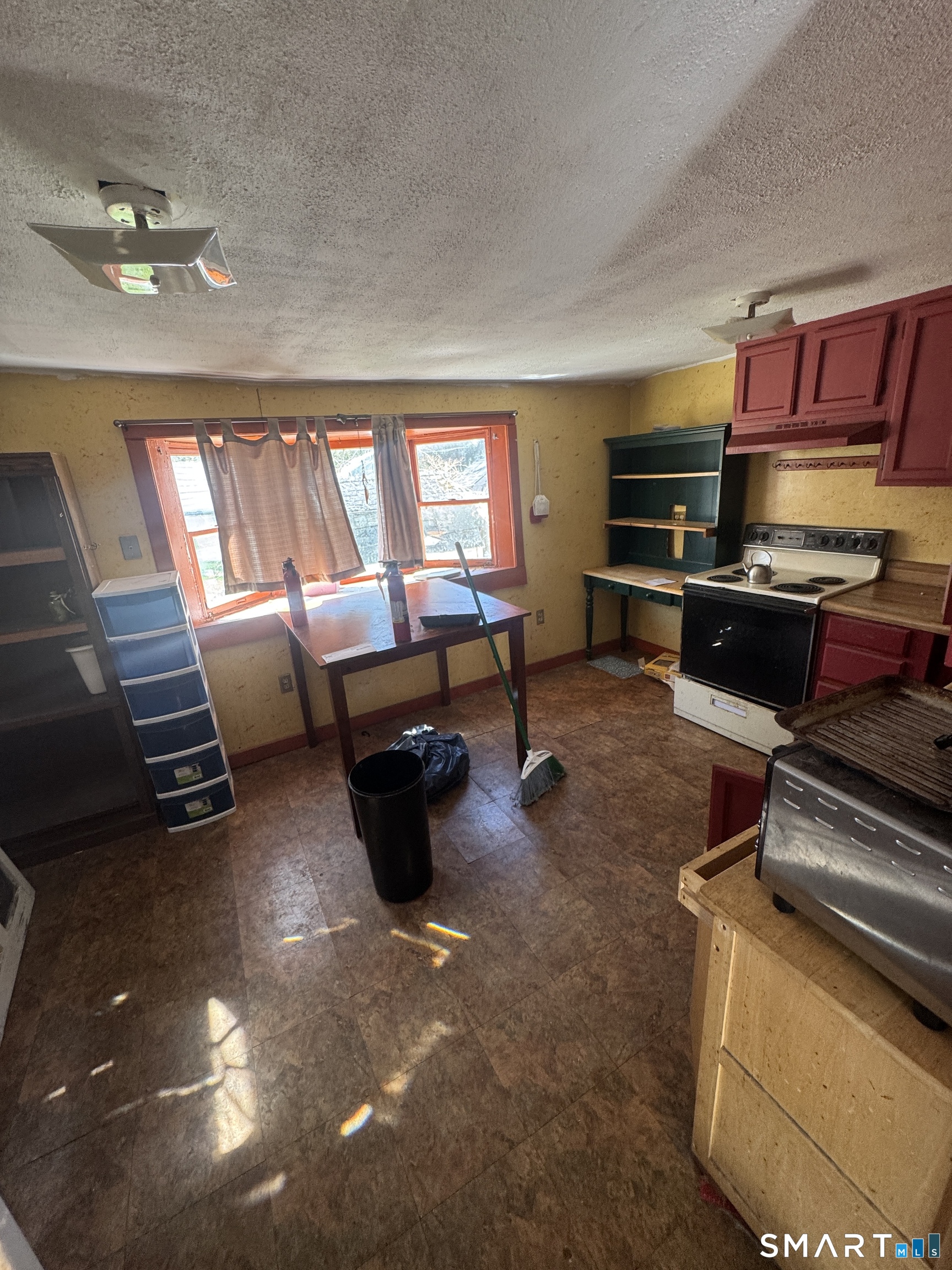 20 Alden Avenue Enfield CT 06082