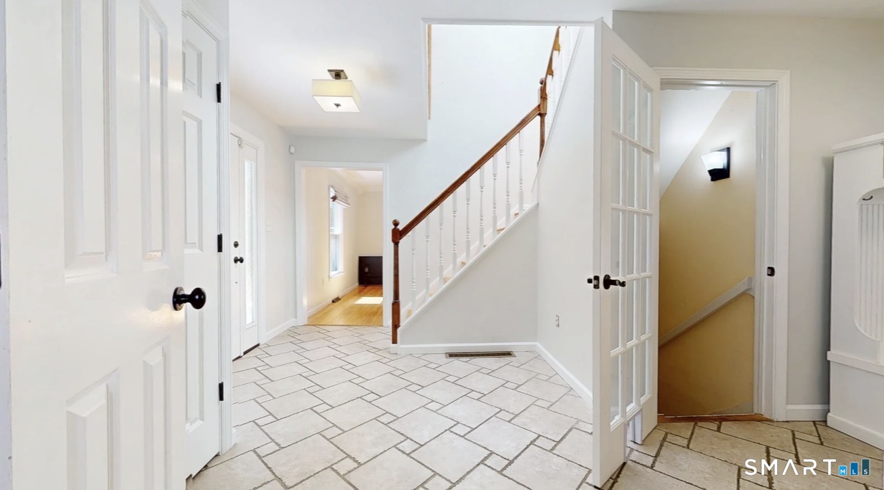 285 Wooding Hill Road Bethany CT 06524
