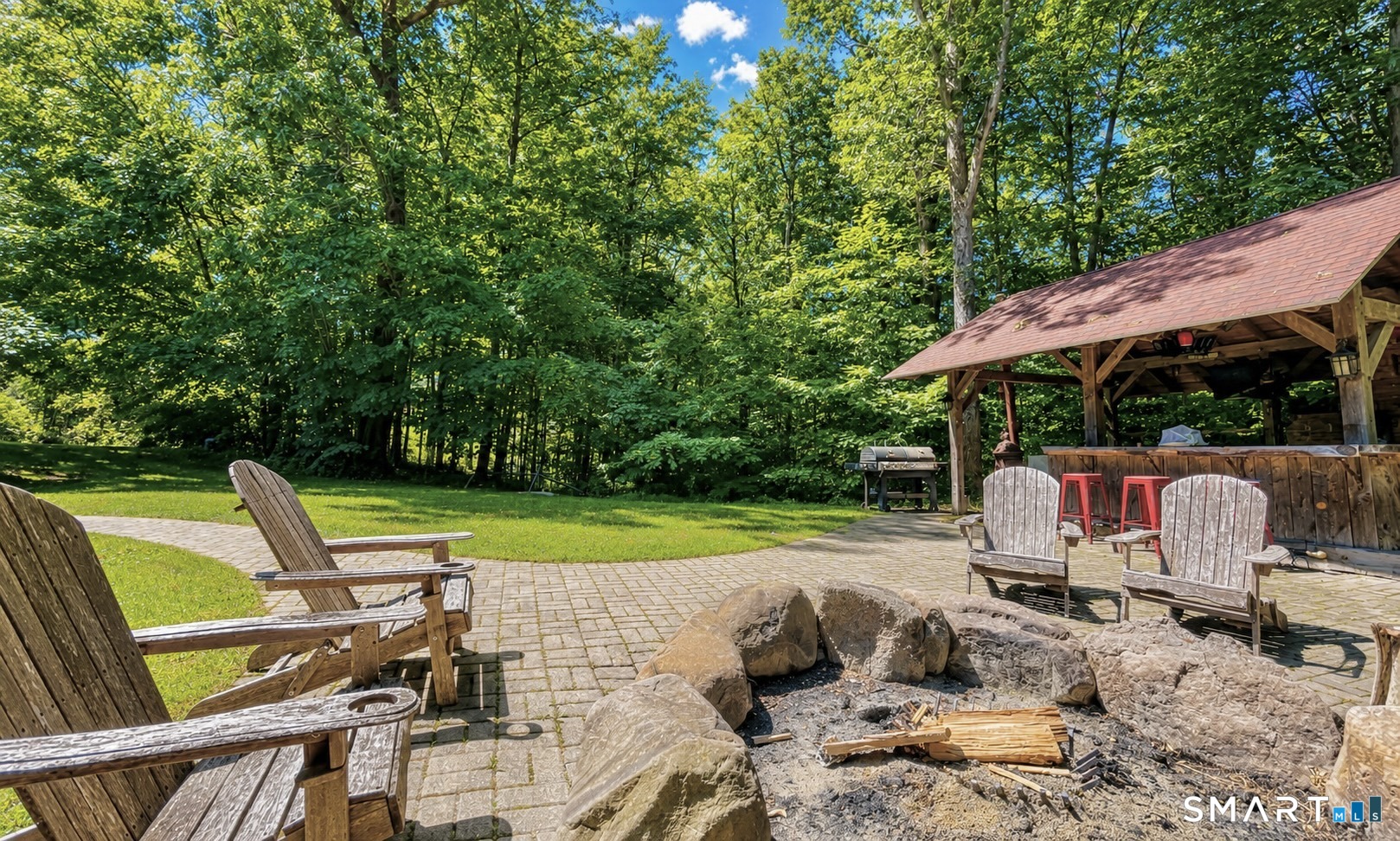 285 Wooding Hill Road Bethany CT 06524