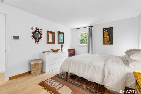 844 Middletown Avenue North Haven CT 06473