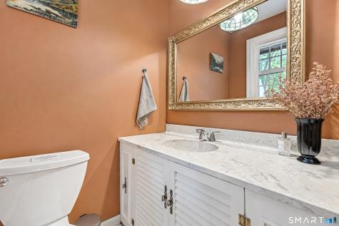 844 Middletown Avenue North Haven CT 06473
