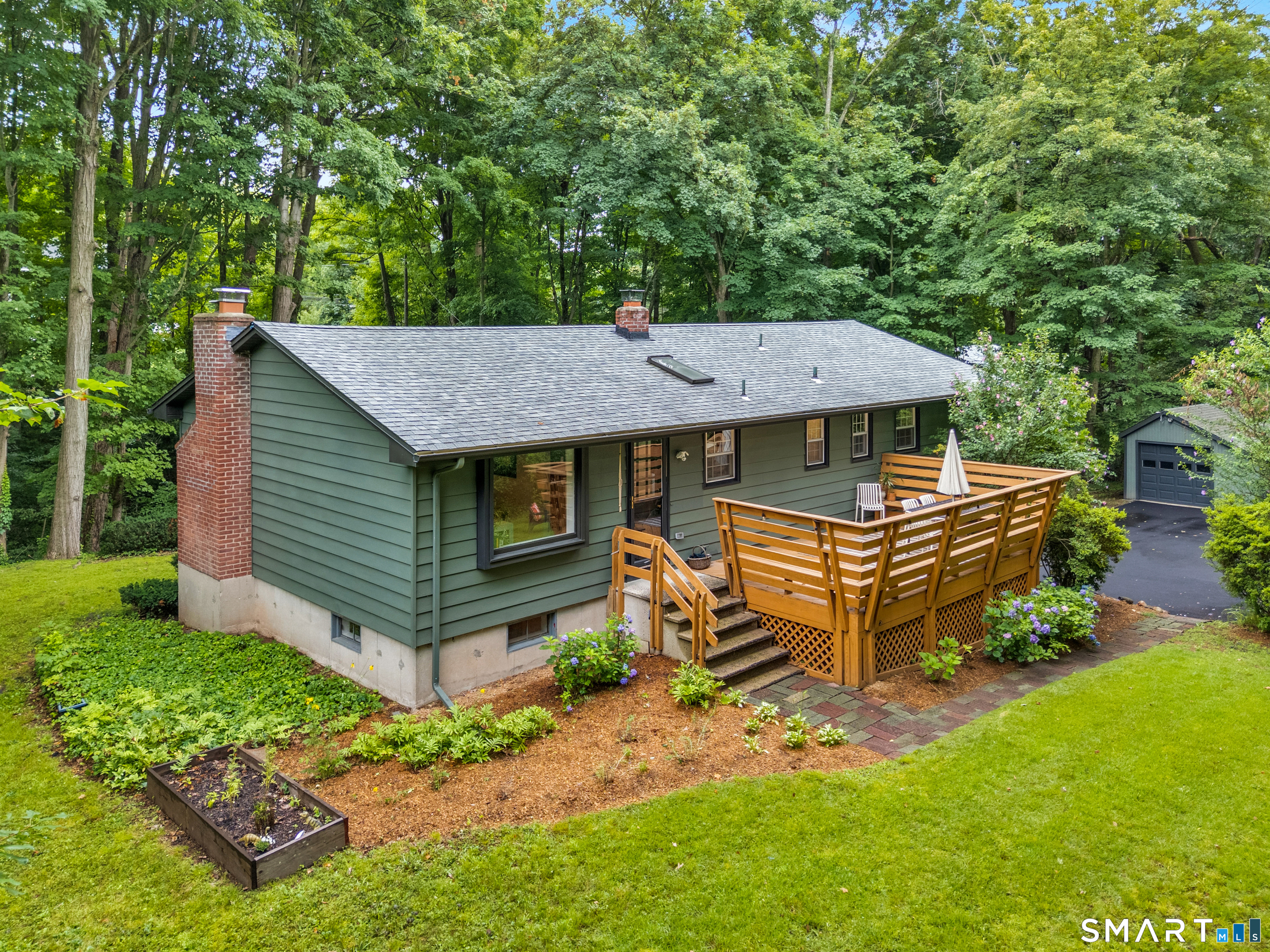 844 Middletown Avenue North Haven CT 06473