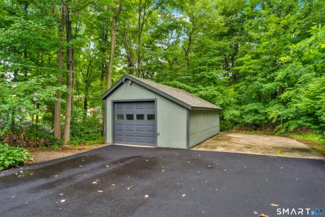 844 Middletown Avenue North Haven CT 06473