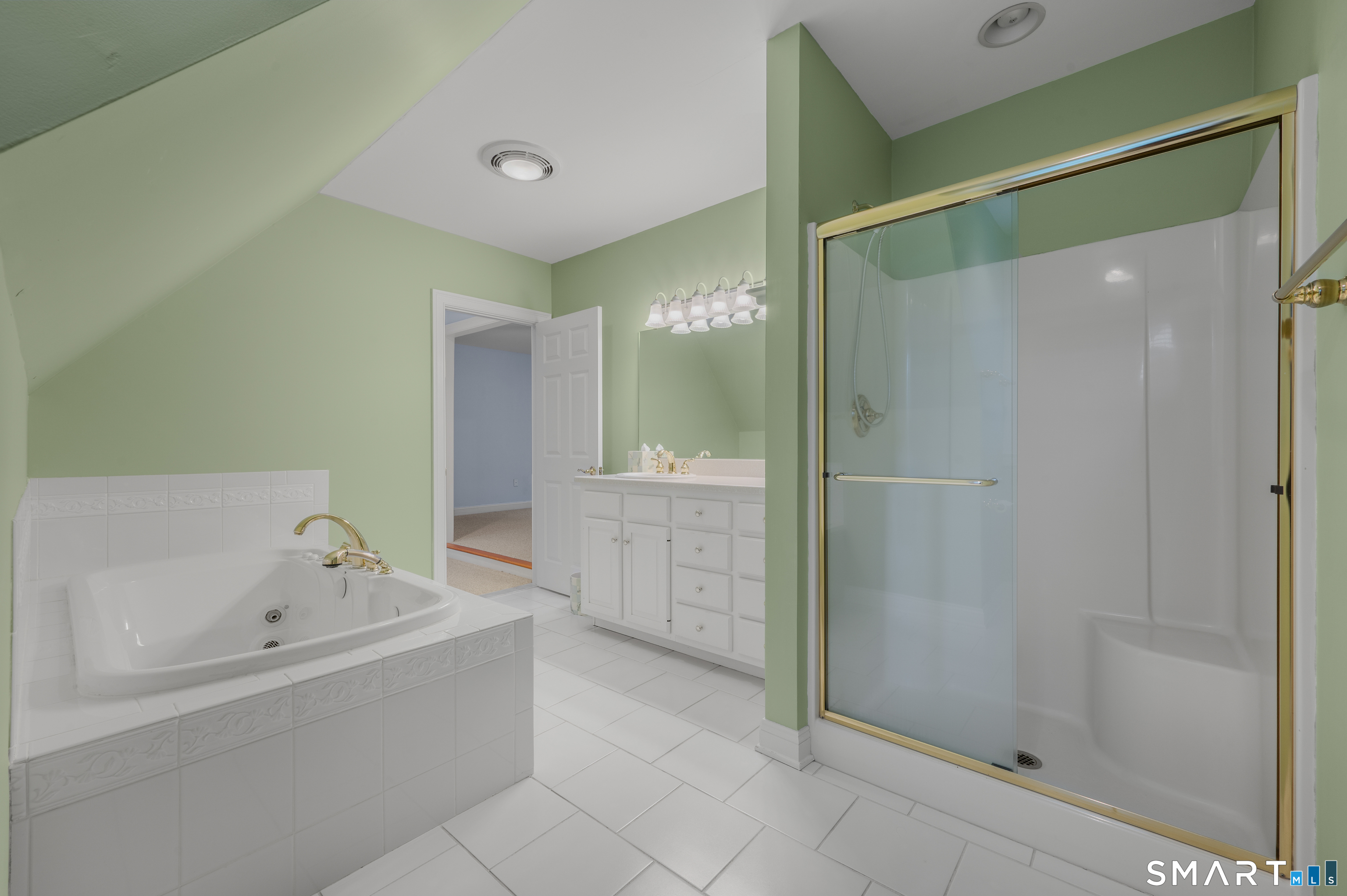 8 Windermere Way Essex CT 06442