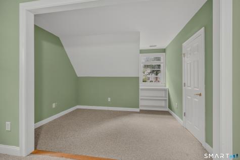 8 Windermere Way Essex CT 06442