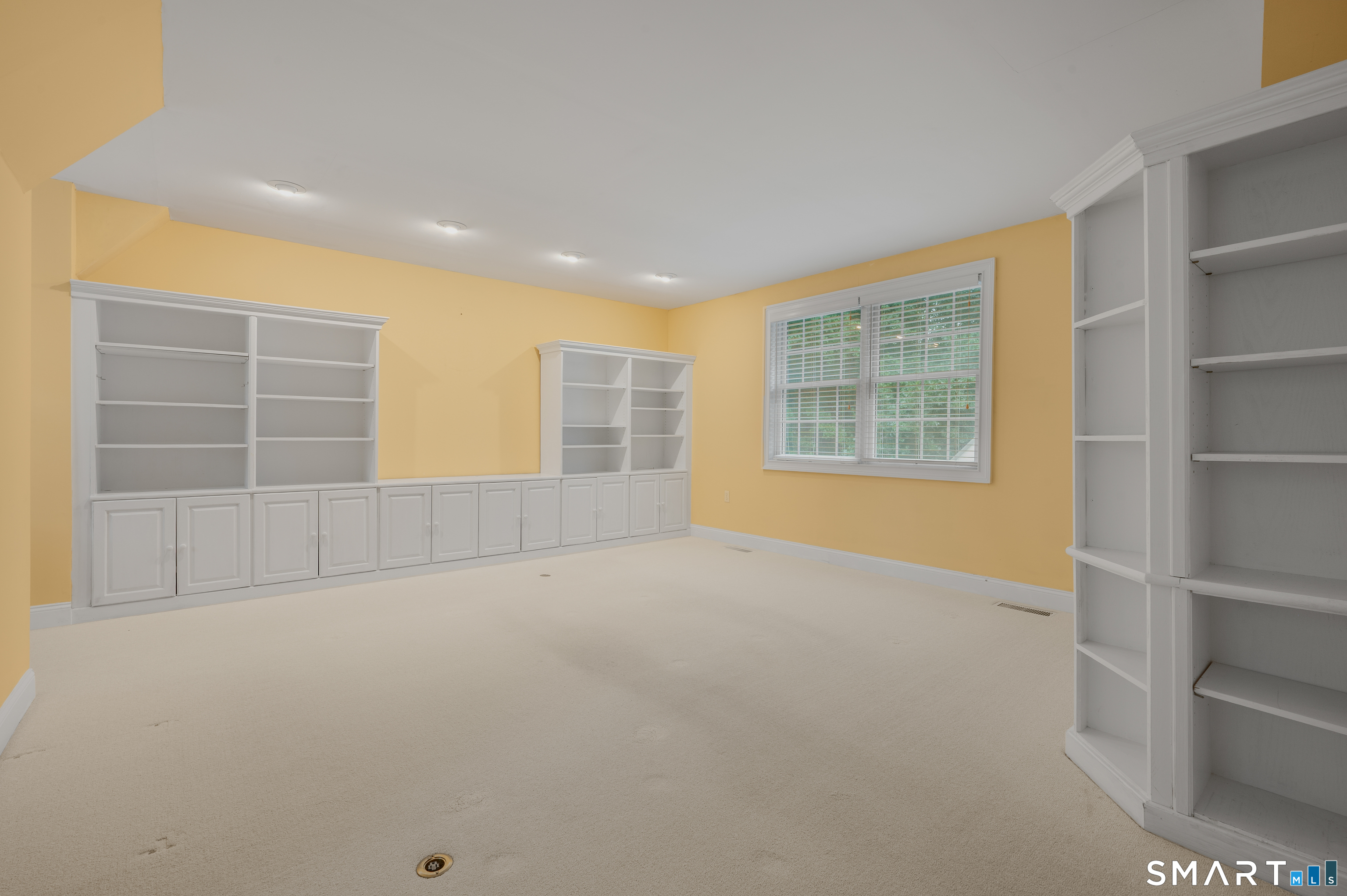 8 Windermere Way Essex CT 06442