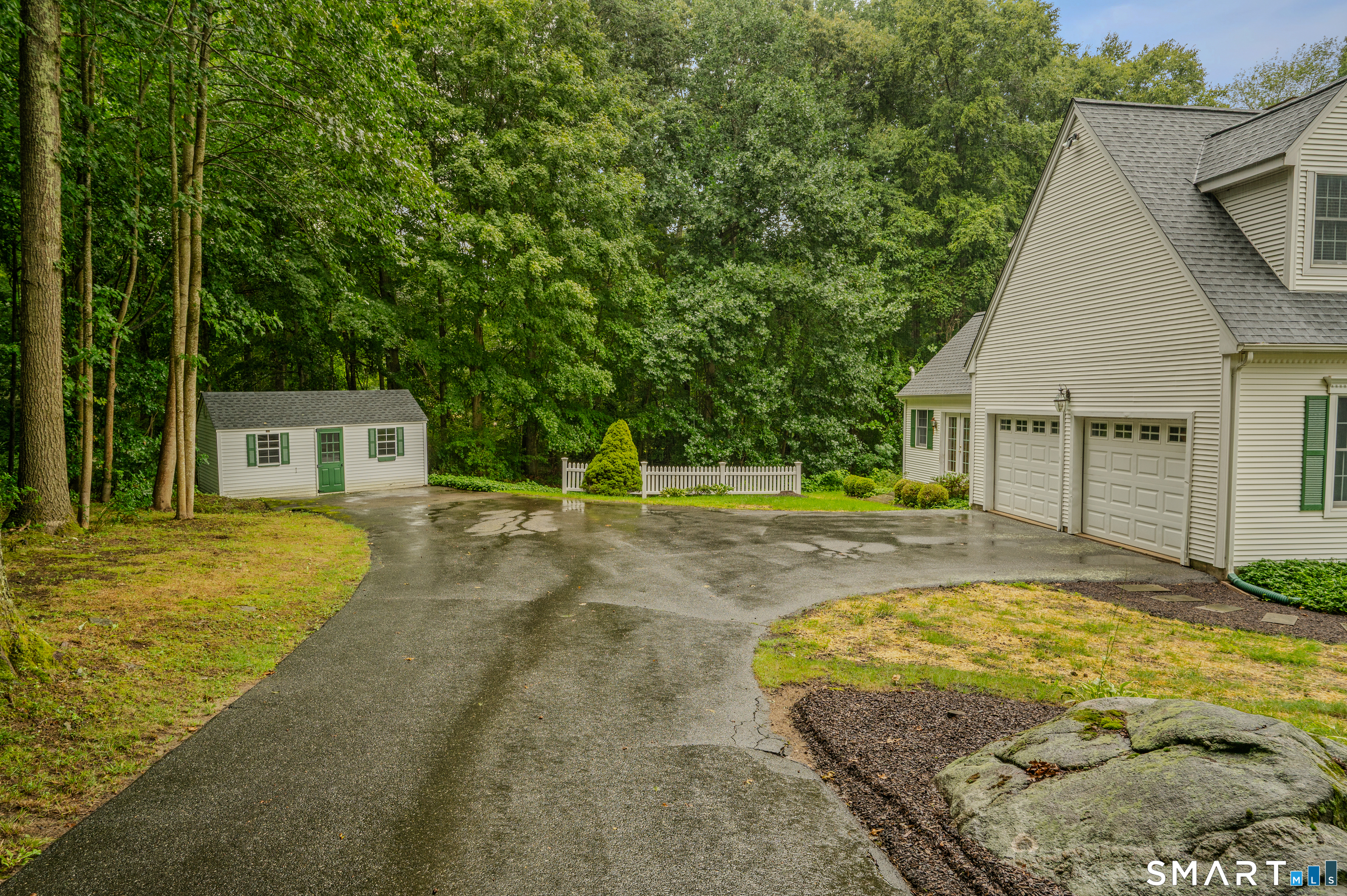 8 Windermere Way Essex CT 06442
