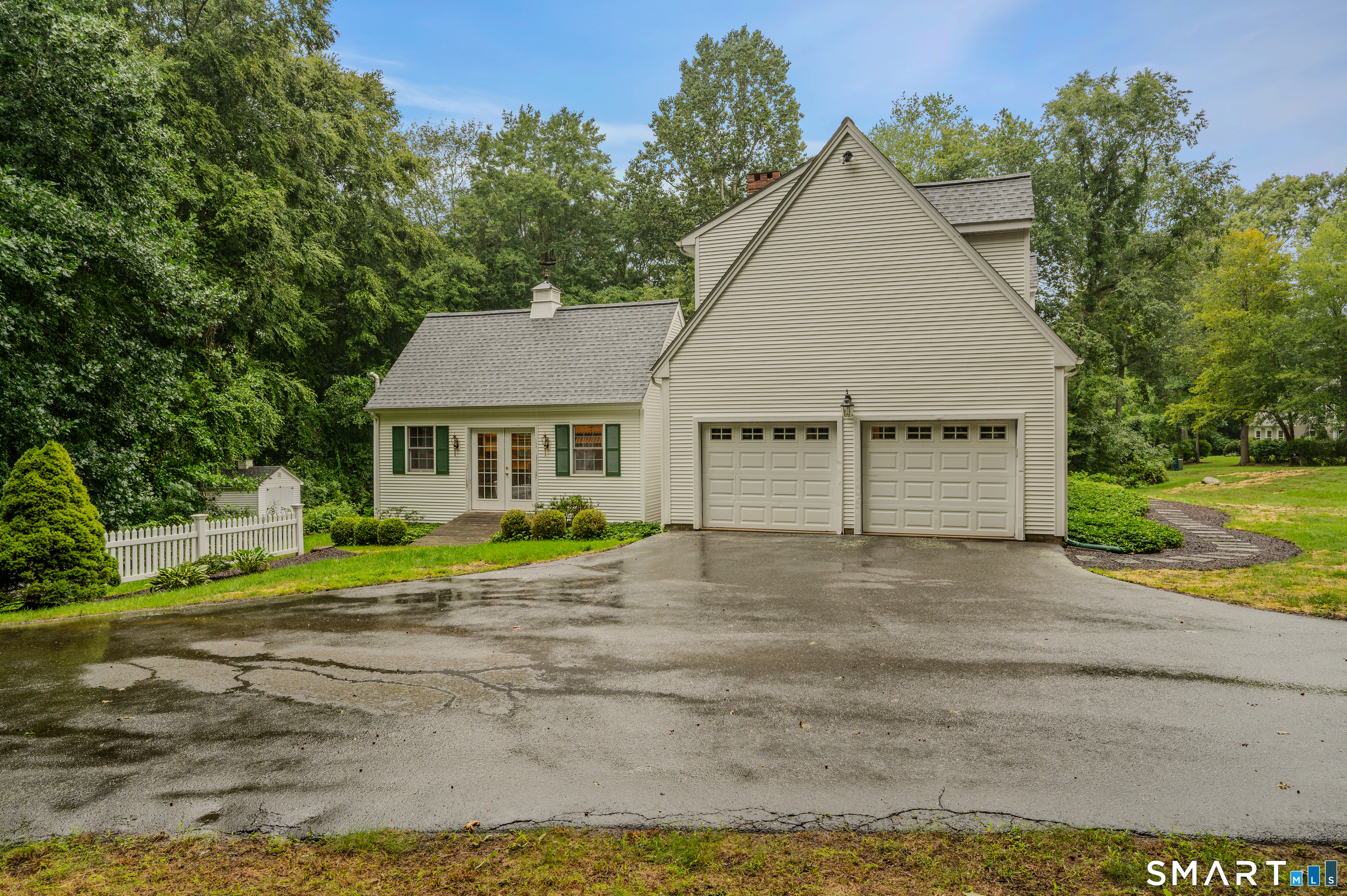 8 Windermere Way Essex CT 06442