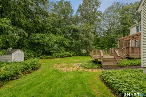 8 Windermere Way Essex CT 06442