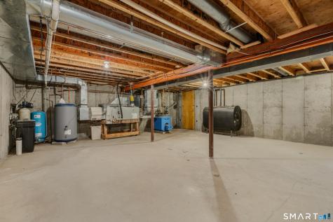8 Windermere Way Essex CT 06442