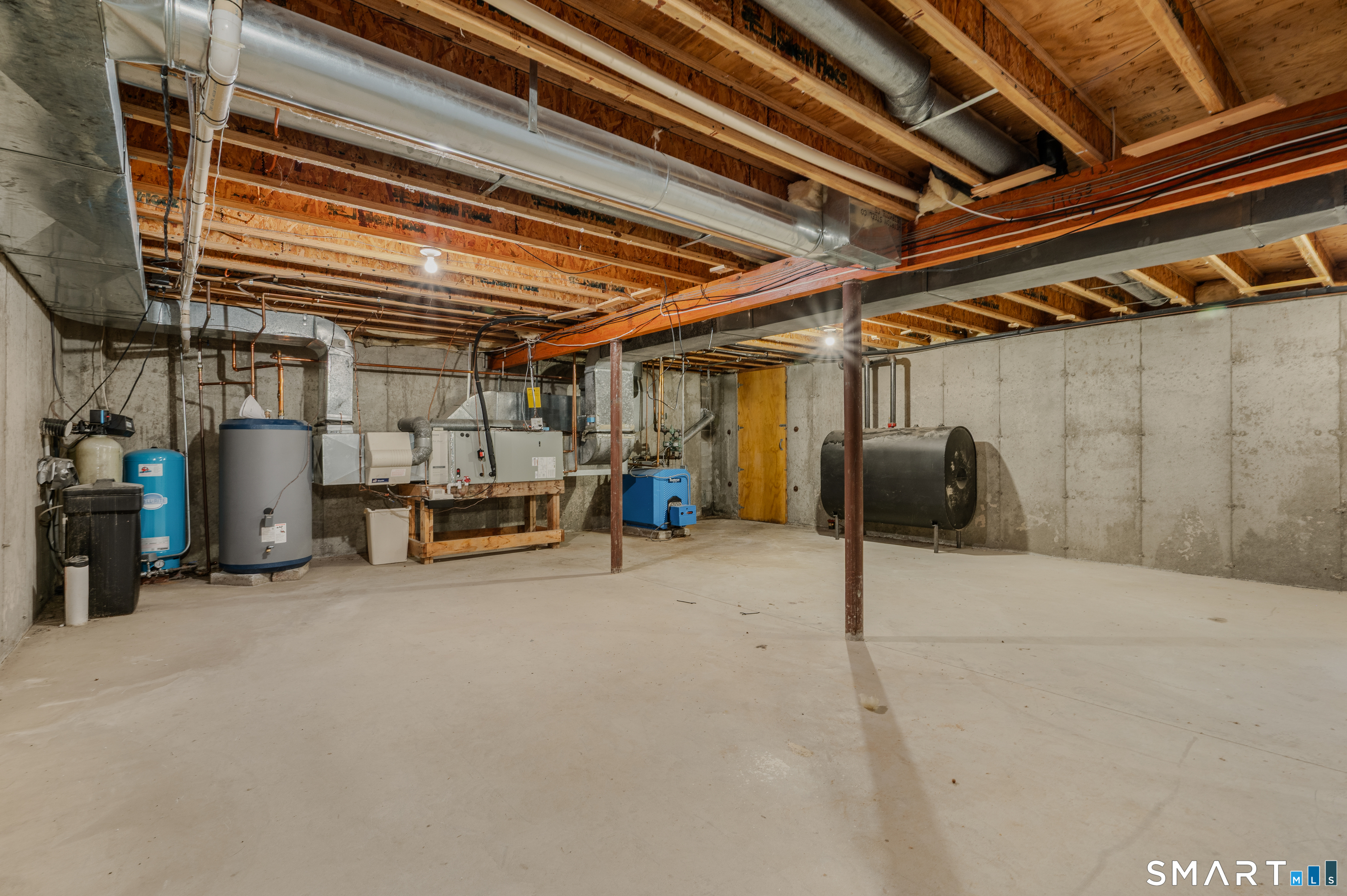 8 Windermere Way Essex CT 06442