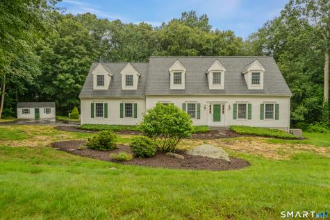 8 Windermere Way Essex CT 06442