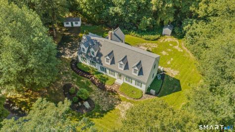 8 Windermere Way Essex CT 06442