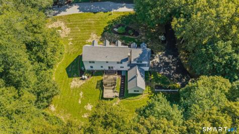 8 Windermere Way Essex CT 06442
