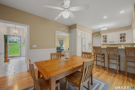 8 Windermere Way Essex CT 06442