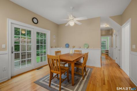 8 Windermere Way Essex CT 06442