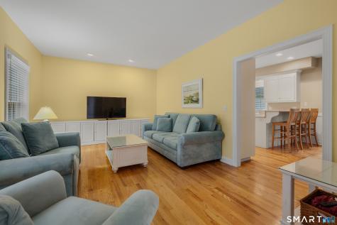8 Windermere Way Essex CT 06442