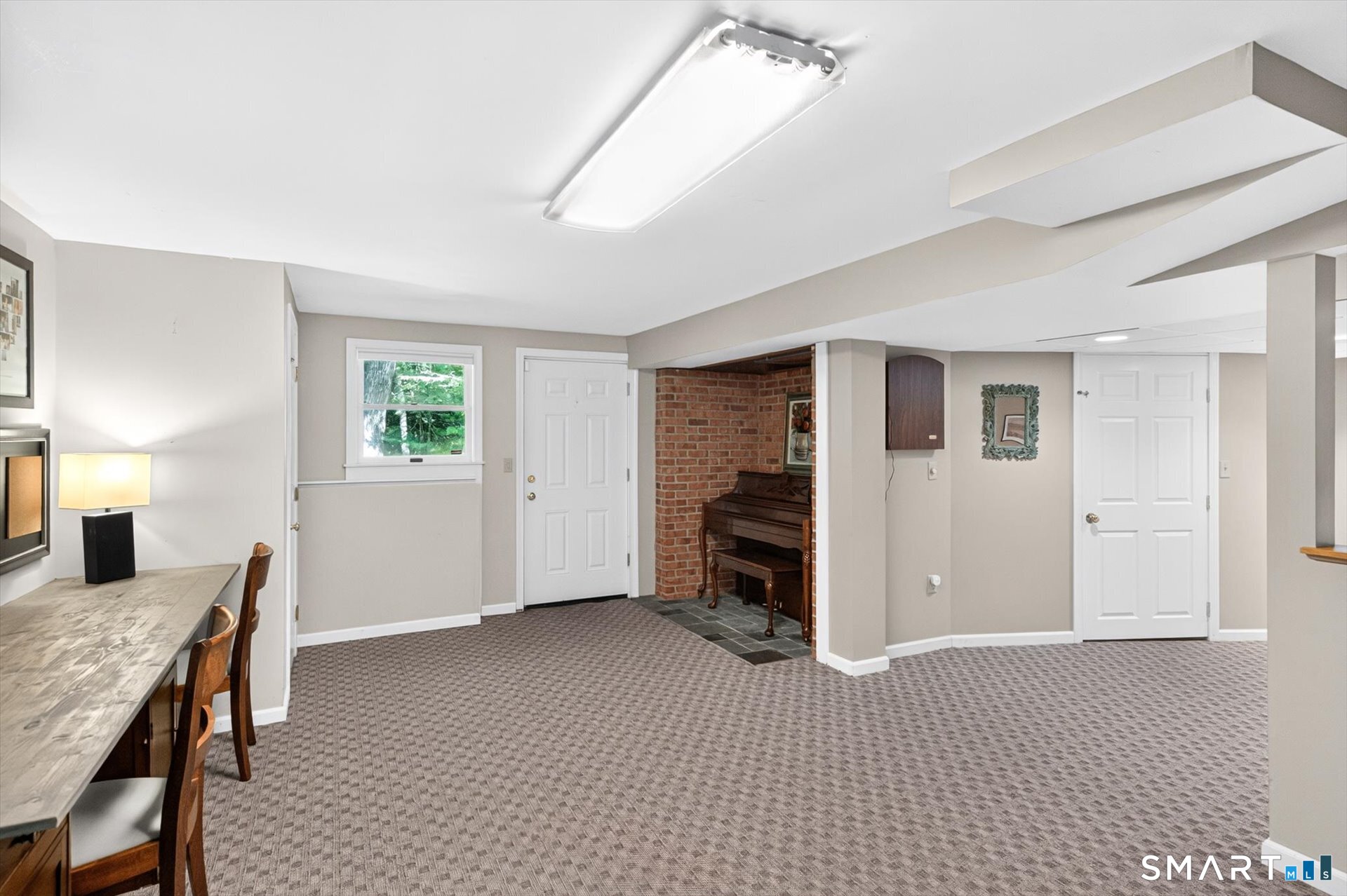 10 Saw Mill Road Simsbury CT 06092