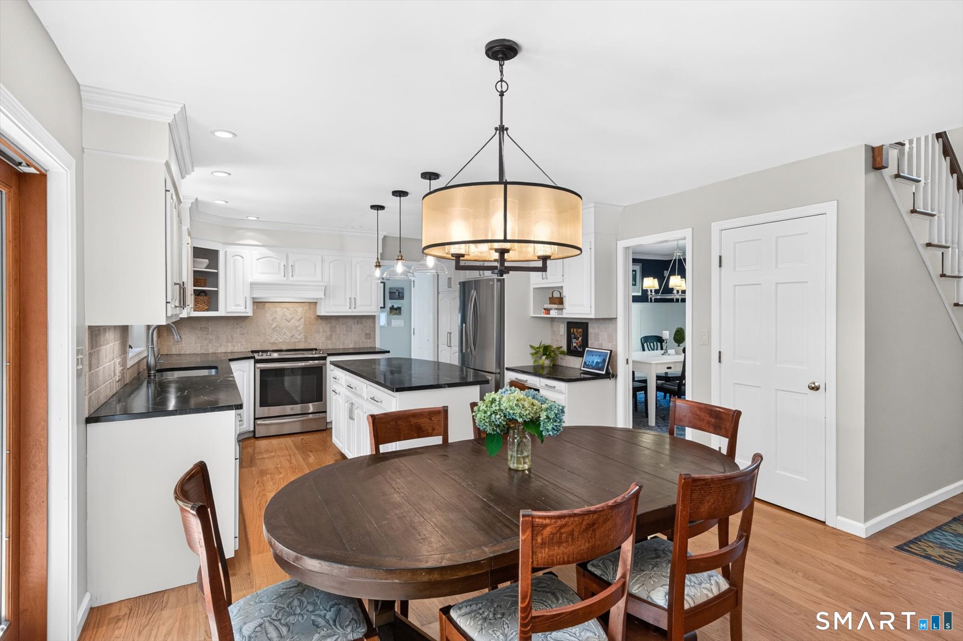 10 Saw Mill Road Simsbury CT 06092