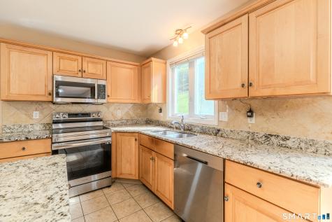 166 Mccormick Lane Middletown CT 06457