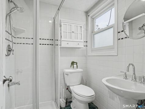 25 Hillandale Avenue Stamford CT 06902
