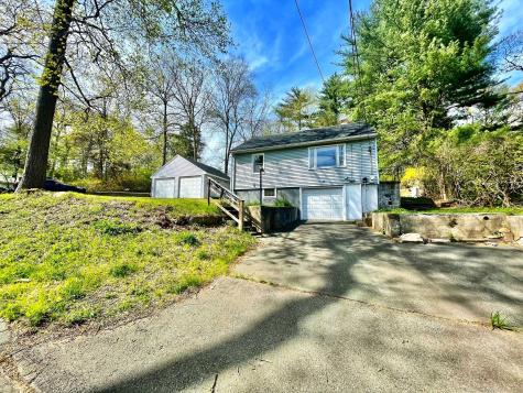 16 Strong Street Burlington CT 06013