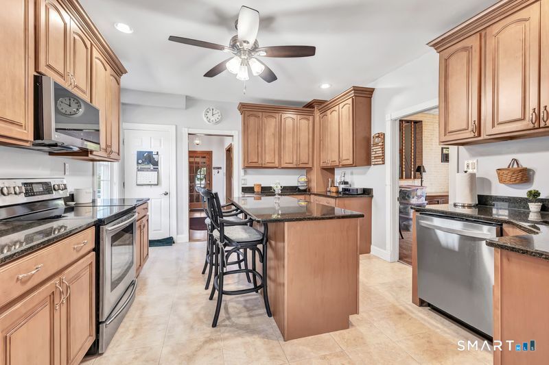 51 Johnson Avenue Stratford CT 06614