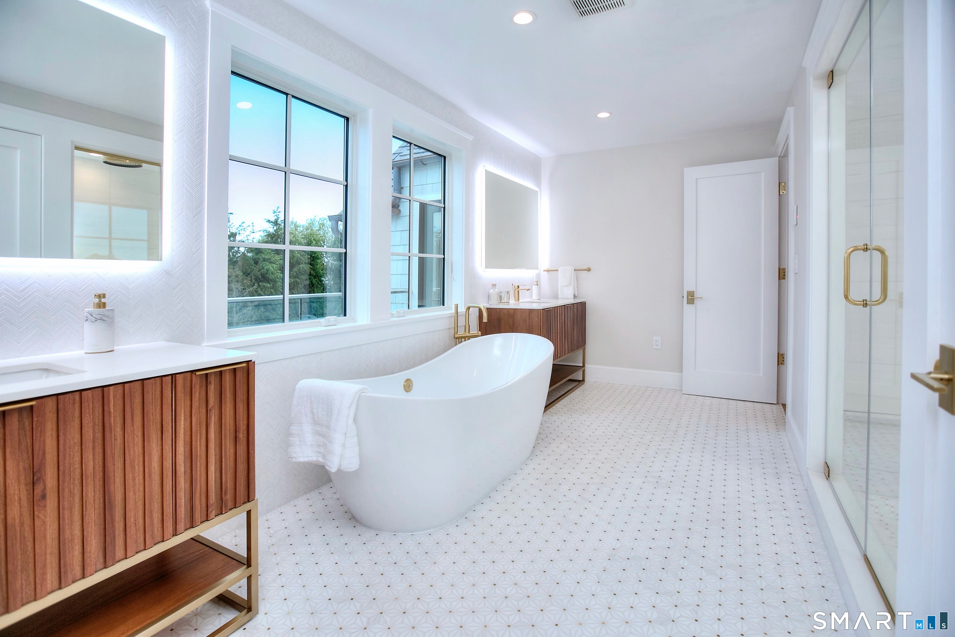 22 Apple Tree Trail Westport CT 06880
