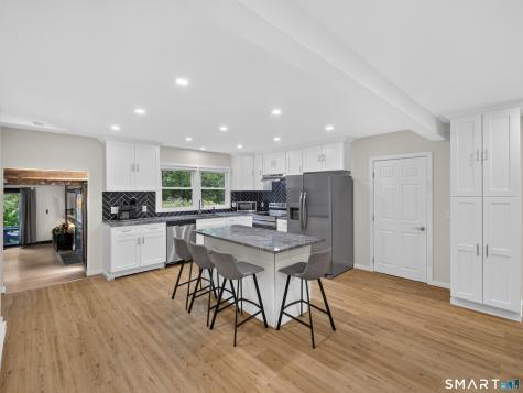 87 Grassy Hill Road Old Lyme CT 06371