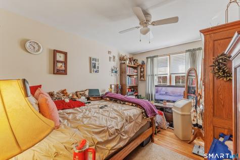 275 Country Lane Bristol CT 06010