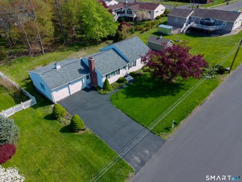 275 Country Lane Bristol CT 06010
