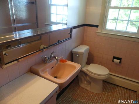 57 Crater Lane Berlin CT 6037