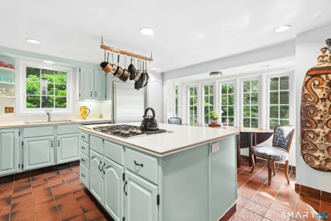 76 Peaceable Street Redding CT 06896