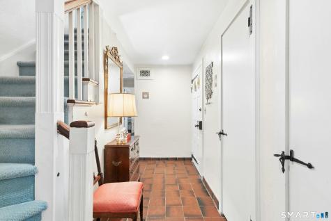 76 Peaceable Street Redding CT 06896