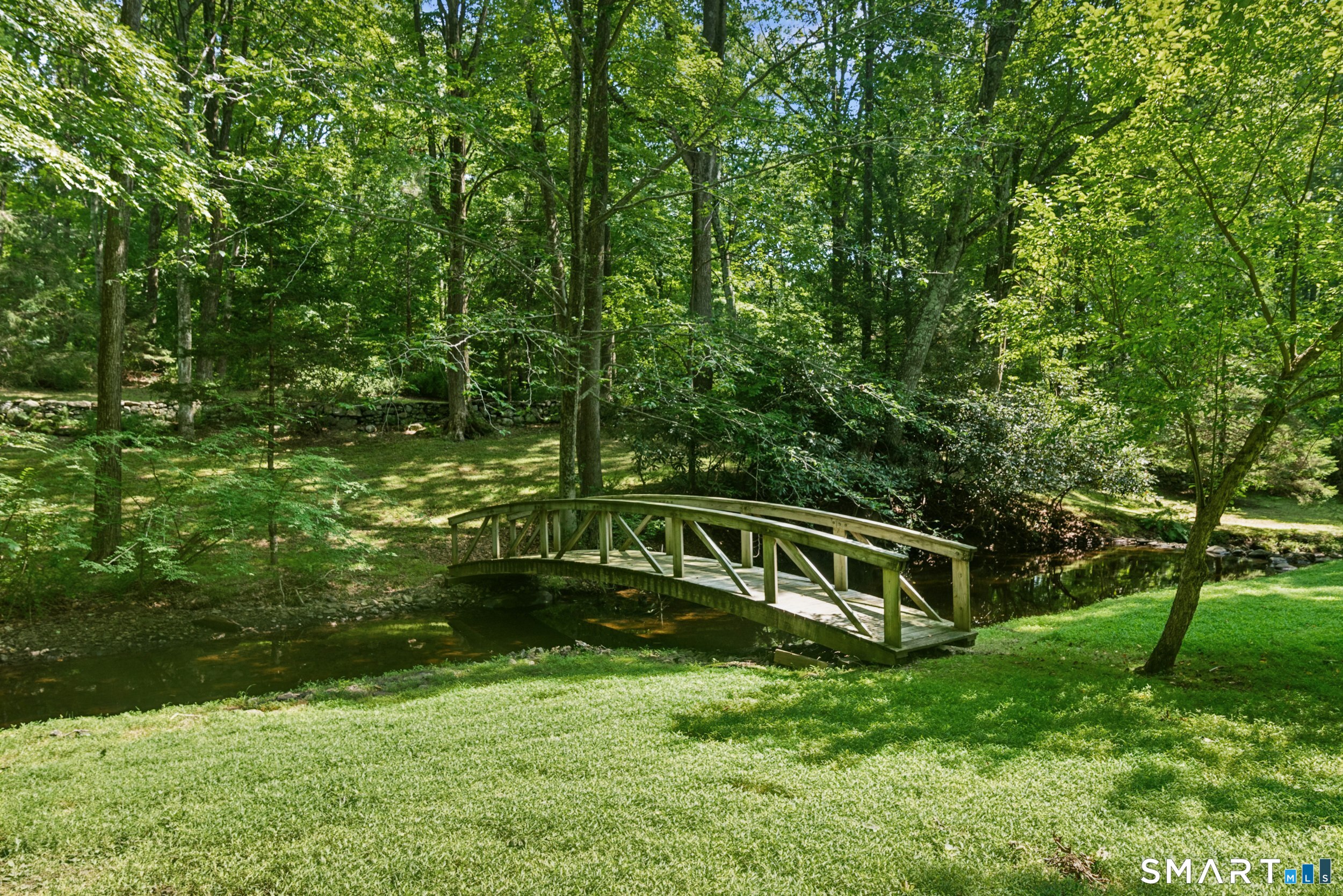 76 Peaceable Street Redding CT 06896