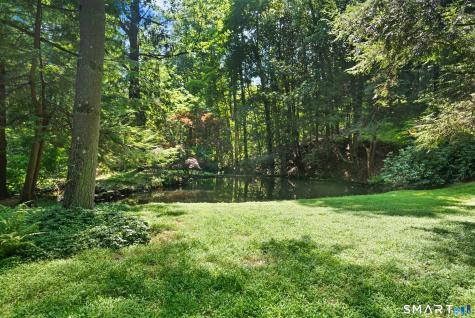 76 Peaceable Street Redding CT 06896
